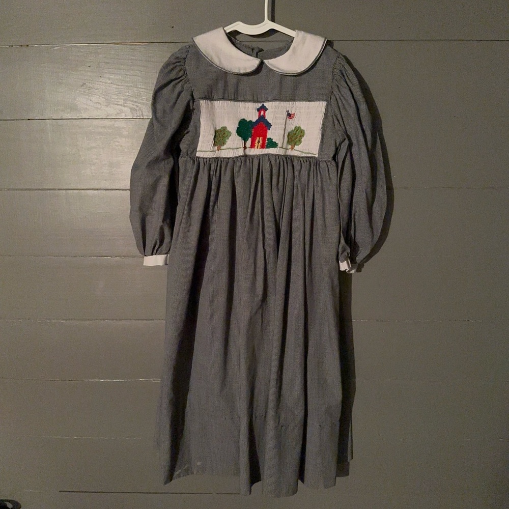 Charming Gray Dress with Embroidered Scene